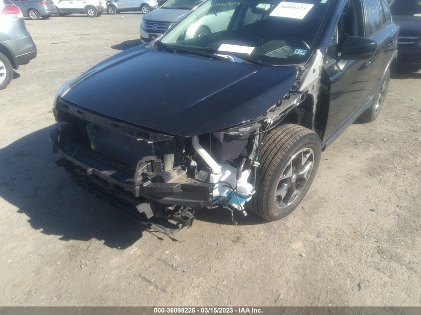 VIN JF2GTADC3J8211178 2018 SUBARU CROSSTREK PREMIUM