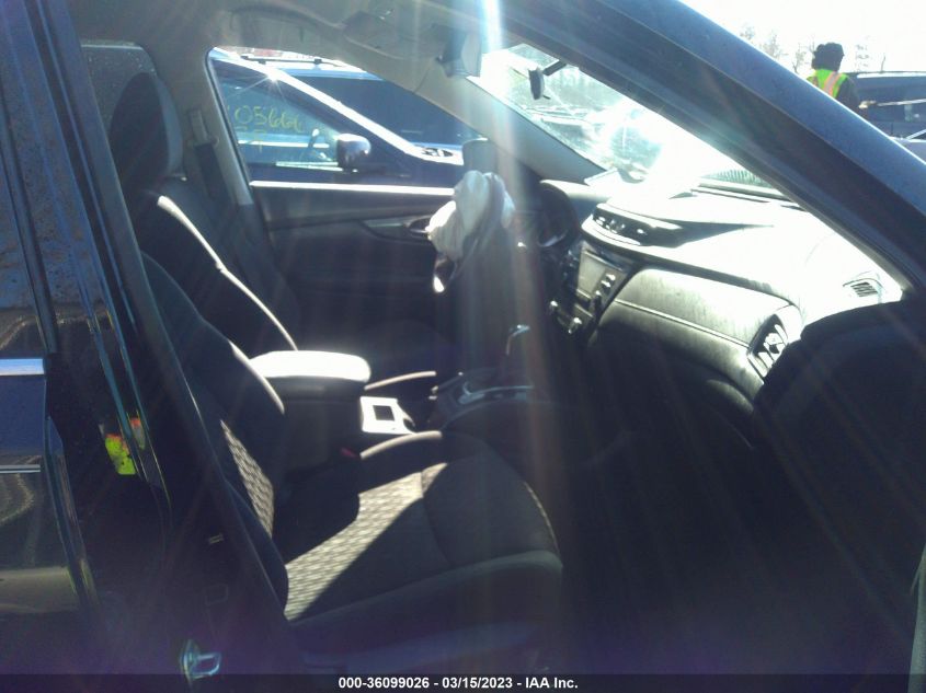 2017 NISSAN ROGUE SV - 5N1AT2MT0HC858411