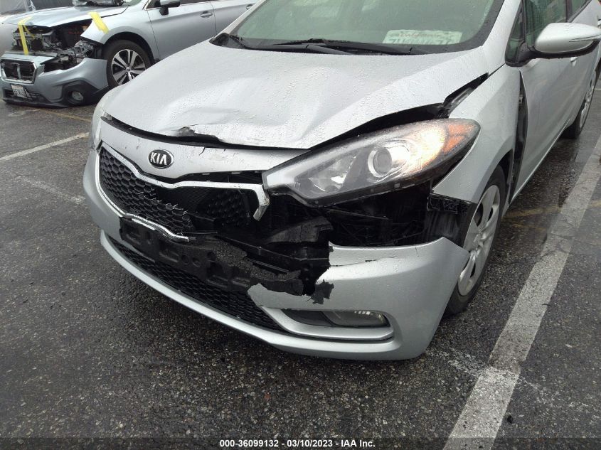 2016 KIA FORTE 5-DOOR LX - KNAFK5A87G5597518