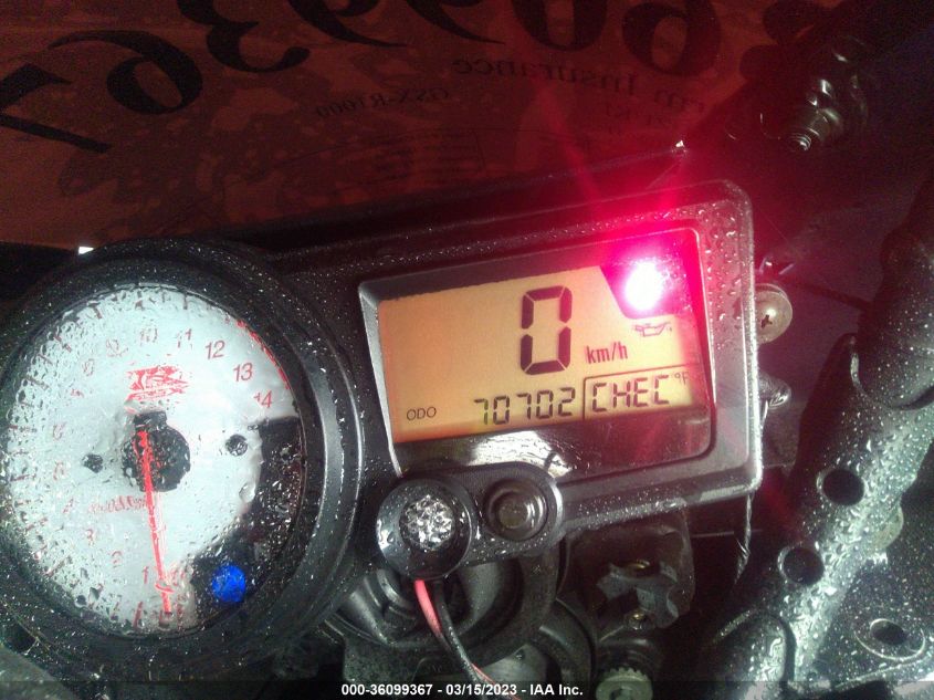 2004 SUZUKI GSX-R1000 JS1GT75A042108641
