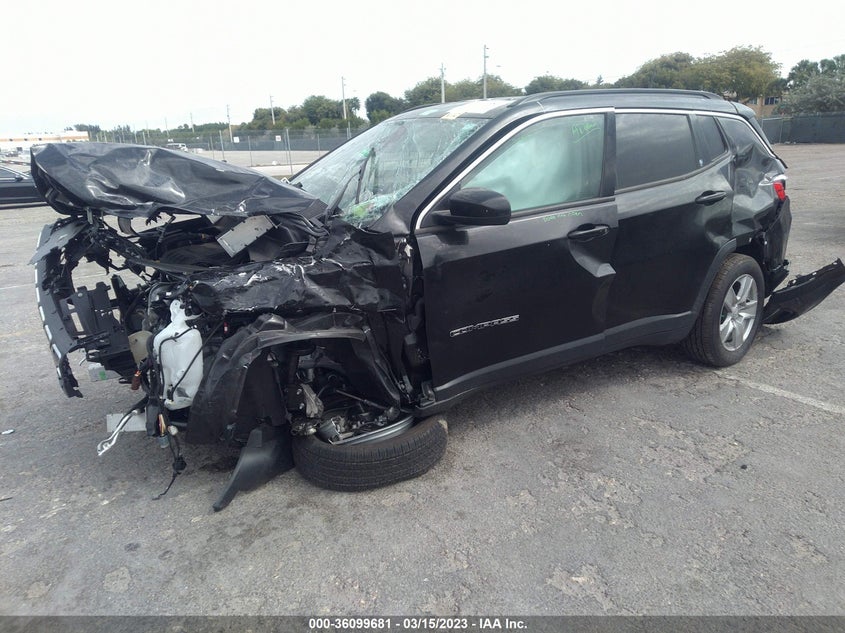 VIN 3C4NJDBB3NT216136 2022 JEEP COMPASS LATITUDE
