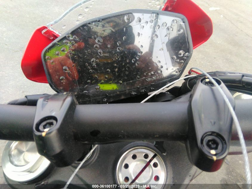 2022 DUCATI MONSTER ZDMMAMDT4NB006622