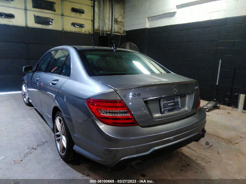 2013 MERCEDES-BENZ C-CLASS C 300 - WDDGF8AB2DR281947