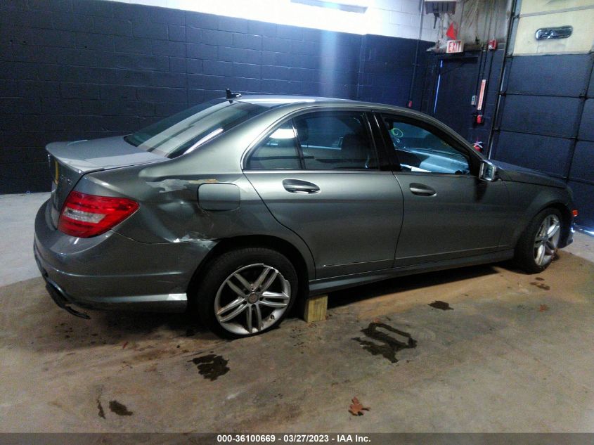 2013 MERCEDES-BENZ C-CLASS C 300 - WDDGF8AB2DR281947