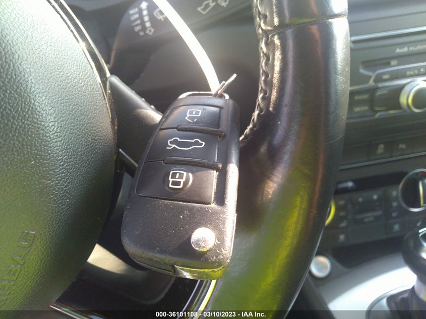 VIN WA1BCCFS1HR010631 2017 AUDI Q3 PREMIUM