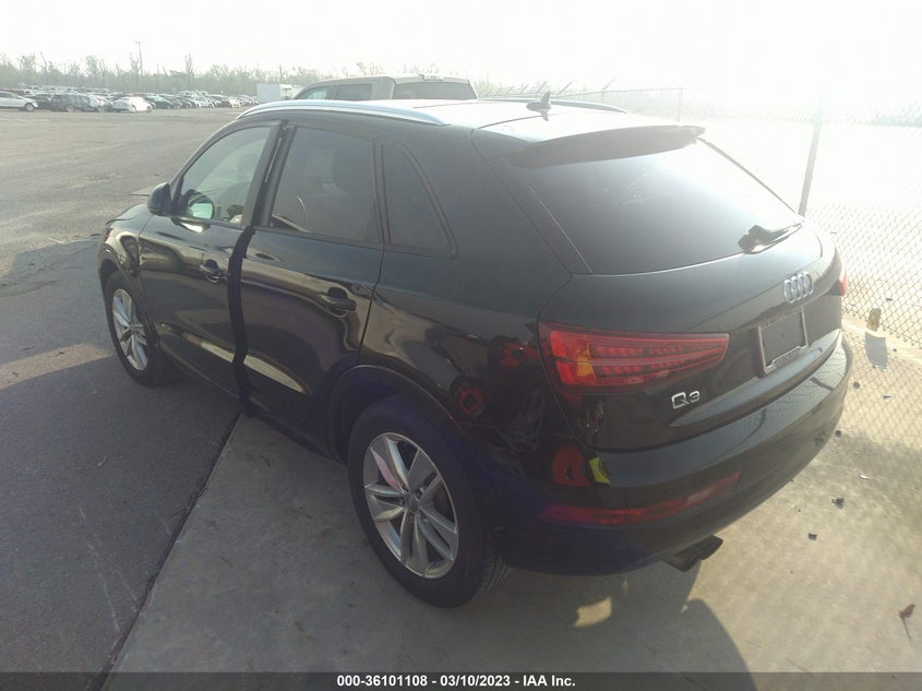 VIN WA1BCCFS1HR010631 2017 AUDI Q3 PREMIUM