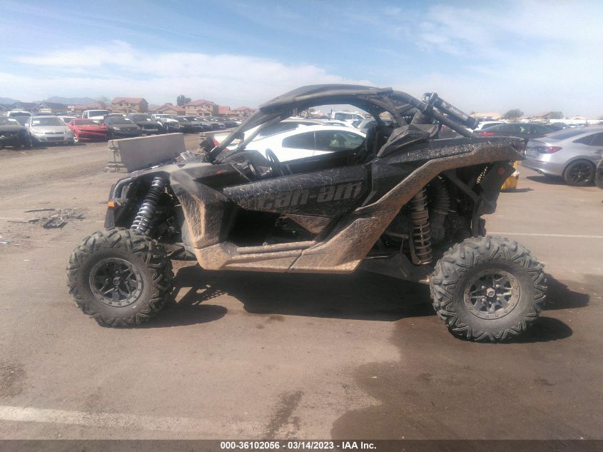 2017 CAN-AM MAVERICK X3 X RS TURBO R - 3JBVXAW2XHK001843