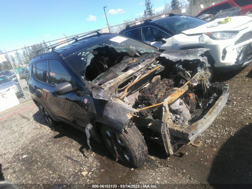 VIN 3C4NJDDB6JT315380 2018 JEEP COMPASS no.1