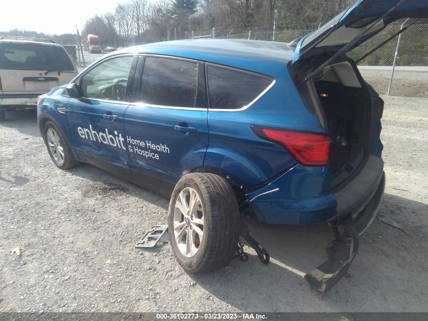 2019 FORD ESCAPE SE - 1FMCU0GD7KUB15583