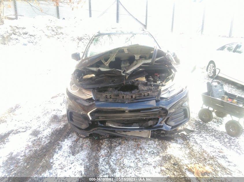 VIN 3GNCJLSB9HL281733 2017 CHEVROLET TRAX LT