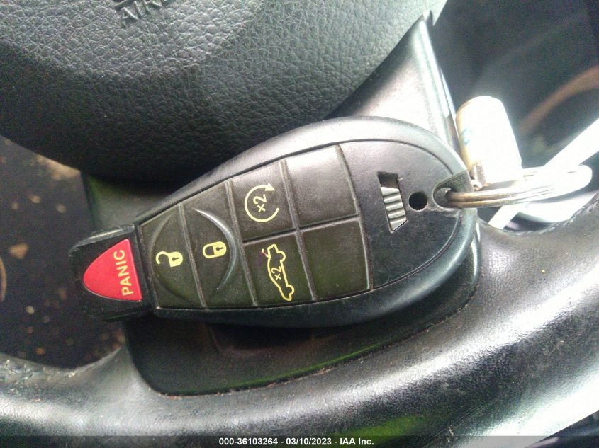 2013 DODGE DART LIMITED - 1C3CDFCA4DD304444