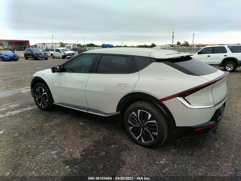 2022 KIA EV6 WIND - KNDC3DLC6N5087155