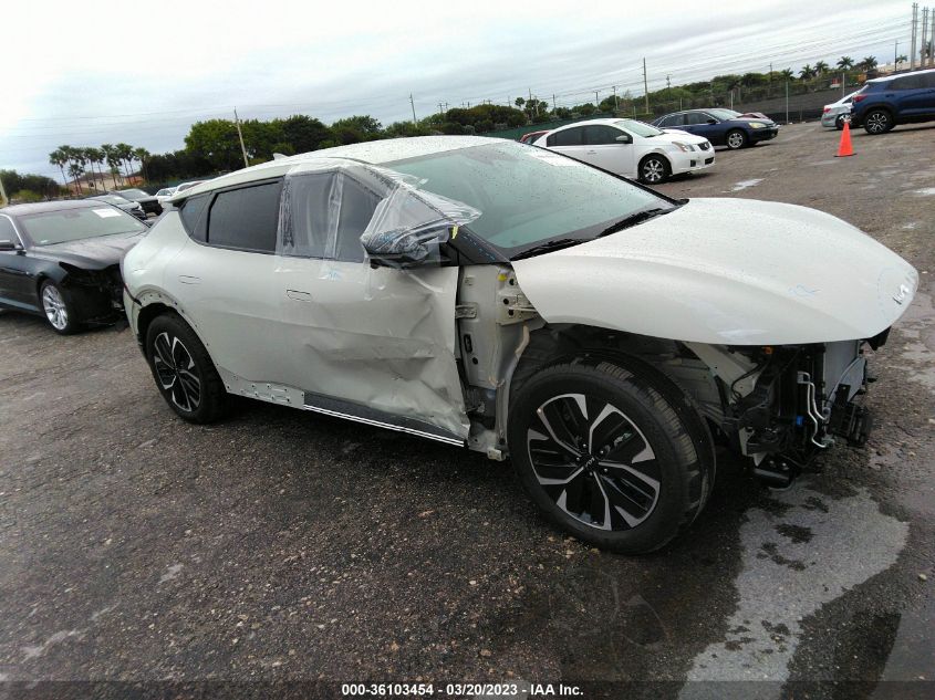2022 KIA EV6 WIND - KNDC3DLC6N5087155