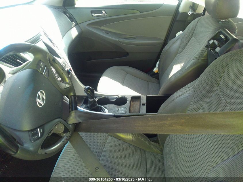 2013 HYUNDAI SONATA SE - 5NPEC4AC3DH577112