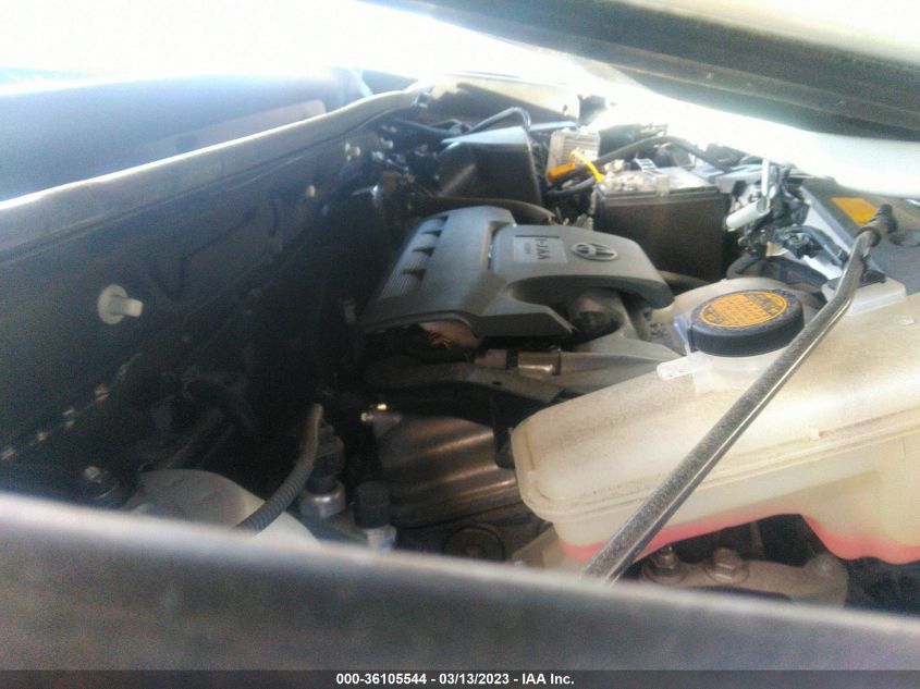 2015 TOYOTA RAV4 XLE - 2T3WFREV0FW130771