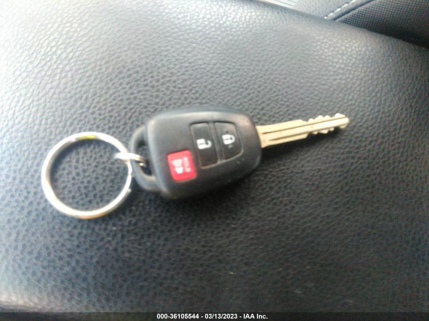 2015 TOYOTA RAV4 XLE - 2T3WFREV0FW130771