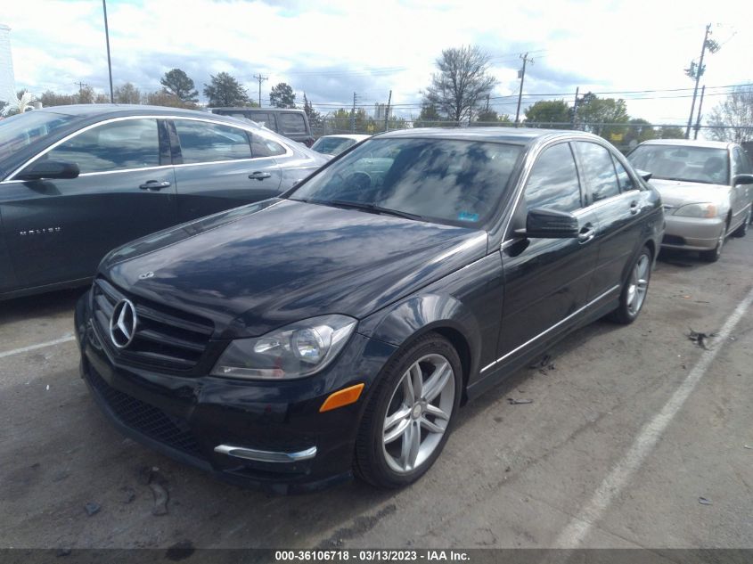 2014 MERCEDES-BENZ C-CLASS C 250 - WDDGF4HB7EA935307