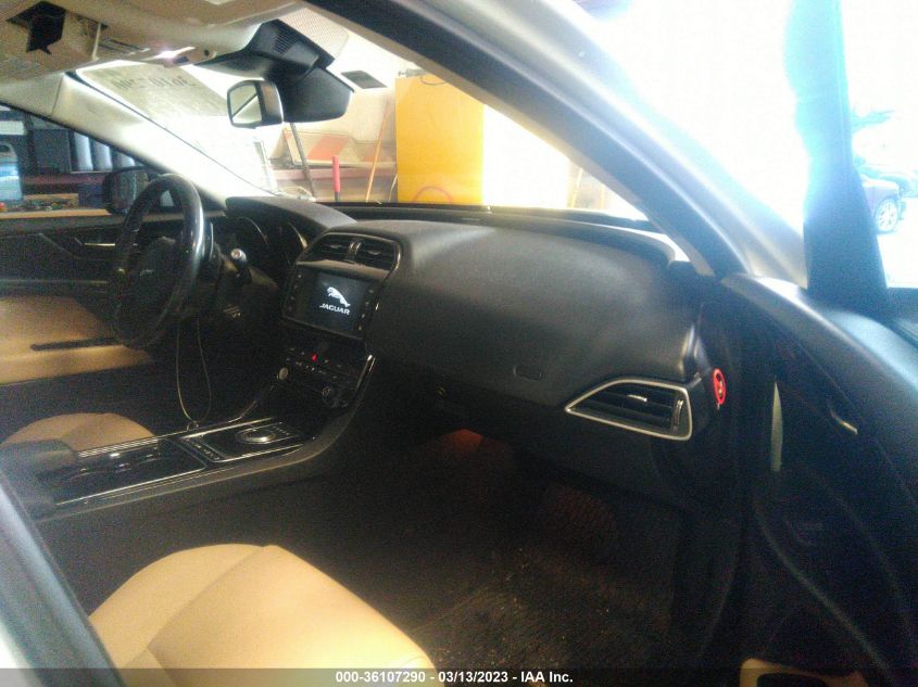 2017 JAGUAR XE 25T PREMIUM SAJAD4BG8HA968963