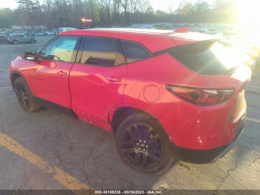 VIN 3GNKBBRA2MS583025 2021 CHEVROLET BLAZER LT