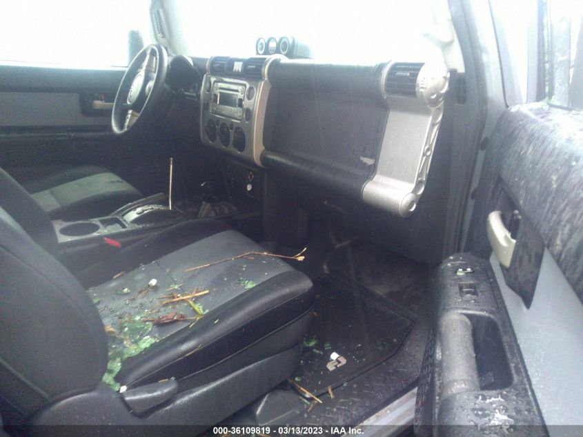 2013 TOYOTA FJ CRUISER JTEBU4BF3DK157355