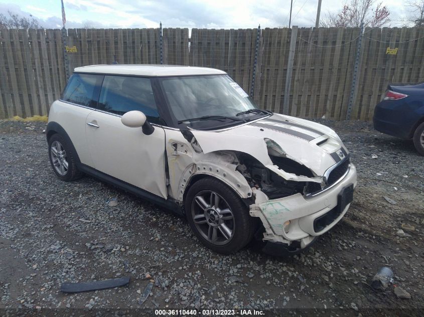 2013 MINI COOPER HARDTOP S - WMWSV3C5XDT388522