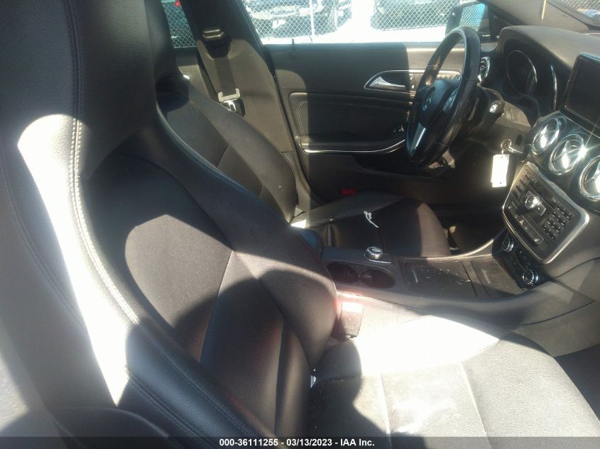 2014 MERCEDES-BENZ CLA-CLASS CLA 250 - WDDSJ4EB4EN069703