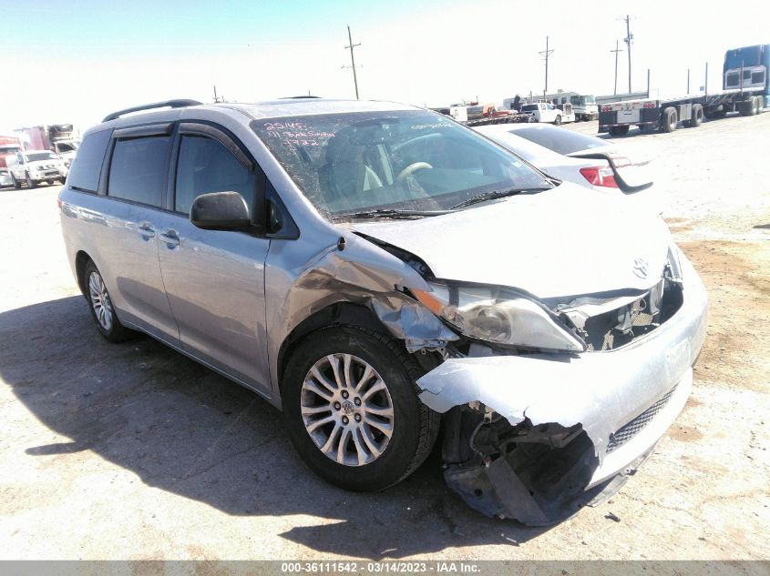 5TDYK3DC2BS141722 2011 TOYOTA SIENNA - Image 1