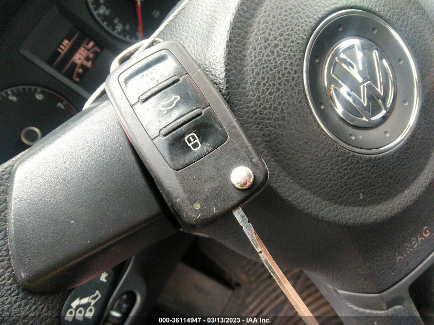 2014 VOLKSWAGEN JETTA SEDAN S - 3VW2K7AJ1EM438904