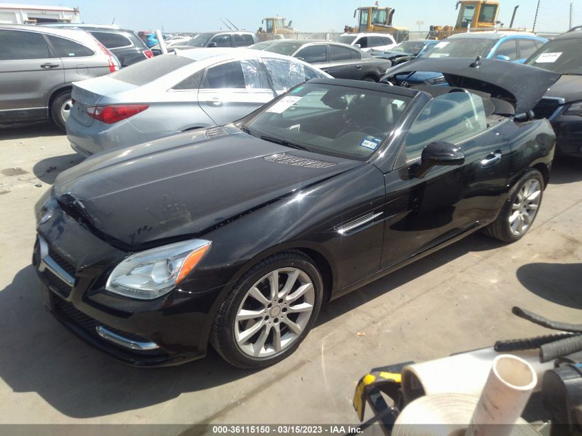 2016 MERCEDES-BENZ SLK SLK 300 - WDDPK3JA0GF124364