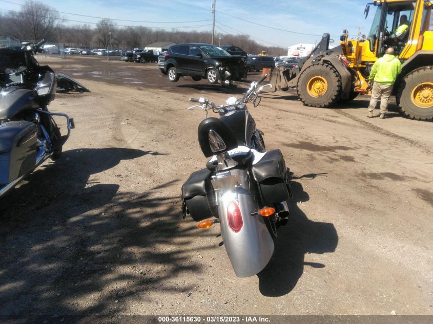 2004 VICTORY MOTORCYCLES KINGPIN CALIFORNIA 5VPCB16D243005181