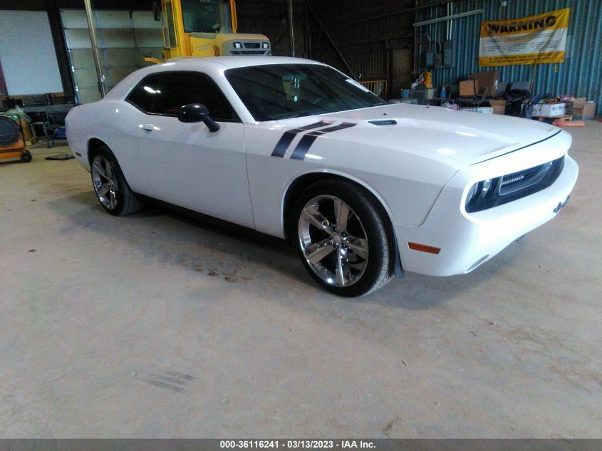 2013 DODGE CHALLENGER SXT - 2C3CDYAG2DH641300