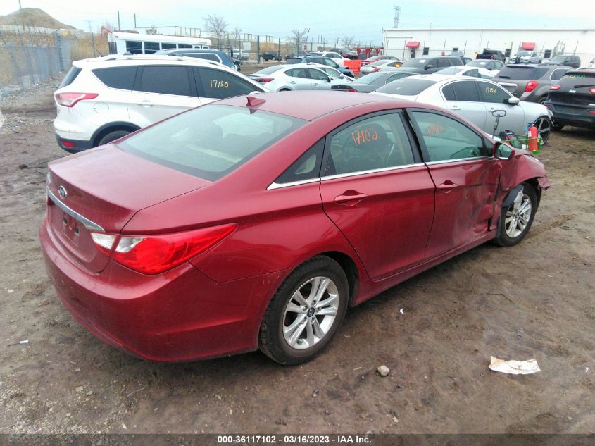 VIN 5NPEB4ACXDH794417 2013 HYUNDAI SONATA no.4