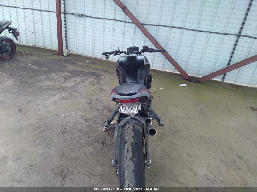 2020 DUCATI MONSTER 821 ZDMMACLS6LB005875