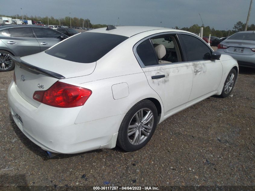 2015 INFINITI Q40 JN1CV6AP0FM500578