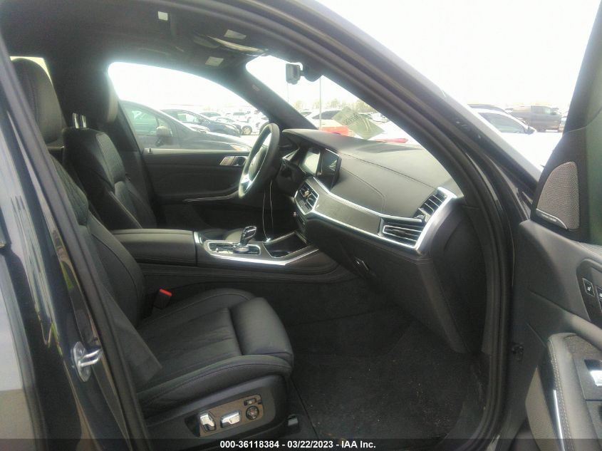 2022 BMW X7 ALPINA XB7 5UXCX6C14N9M80612