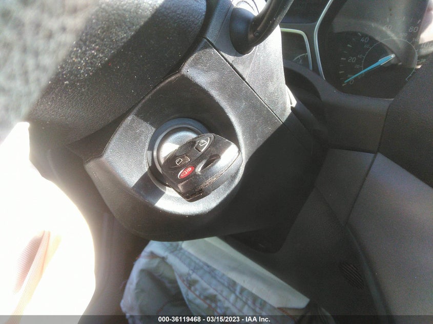VIN 1FMCU0F73KUC45209 2019 FORD ESCAPE S