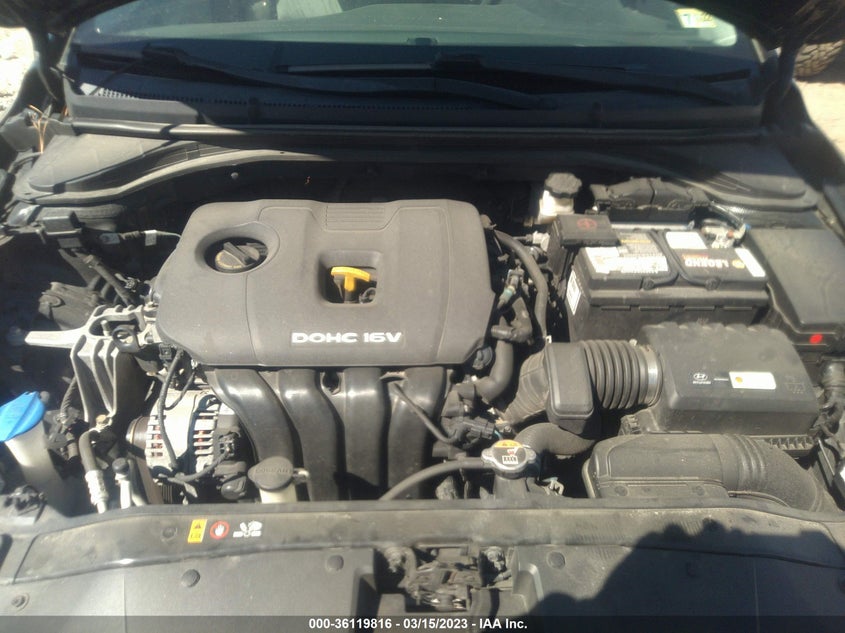 VIN 5NPD74LF5JH260497 2018 HYUNDAI ELANTRA SE