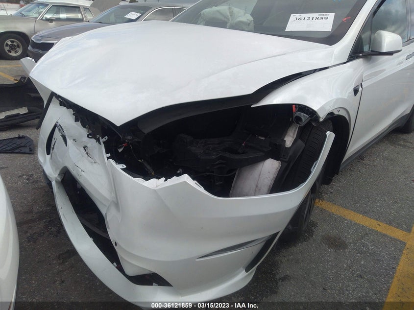 VIN 7SAXCBE59NF336165 2022 TESLA MODEL X