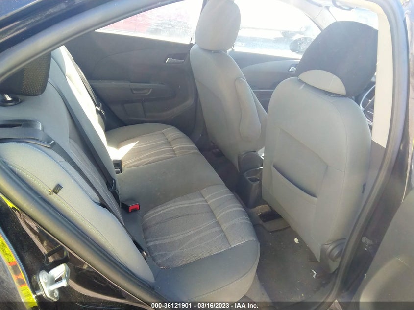 VIN 1G1JC5SB5J4130477 2018 CHEVROLET SONIC LT