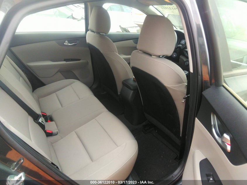 VIN 3KPF24AD2LE195804 2020 KIA FORTE LXS