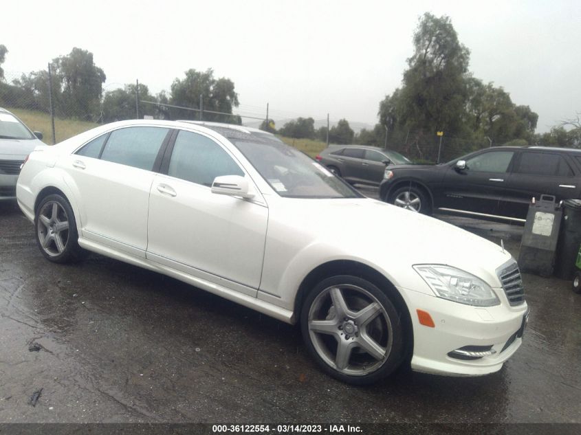 2013 MERCEDES-BENZ S-CLASS S 550 - WDDNG7DB3DA534105