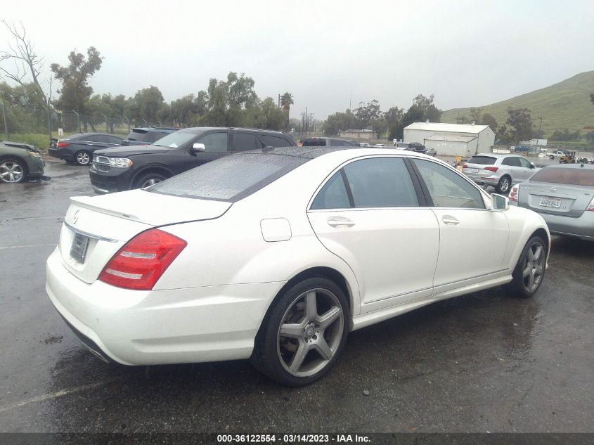 2013 MERCEDES-BENZ S-CLASS S 550 - WDDNG7DB3DA534105
