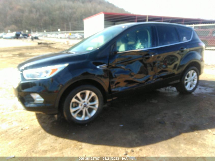 2017 FORD ESCAPE SE - 1FMCU9G9XHUA98528