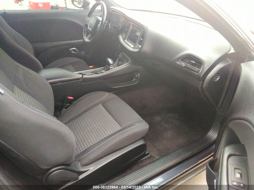 VIN 2C3CDZAG9KH508942 2019 DODGE CHALLENGER SXT