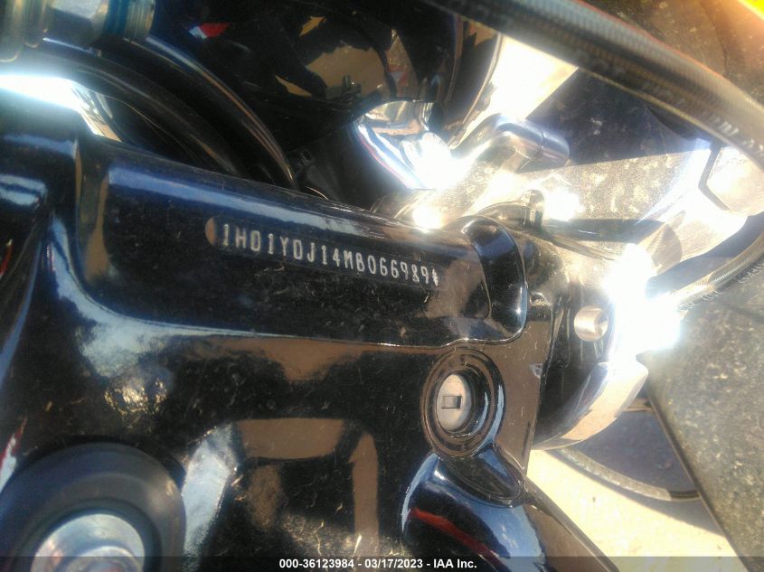 2021 HARLEY-DAVIDSON FLSL 1HD1YDJ14MB066989