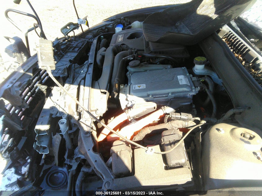 VIN 3FA6P0LU1JR120272 2018 FORD FUSION HYBRID SE
