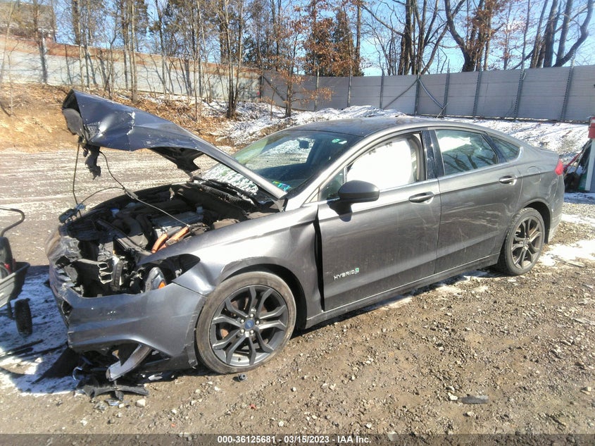 VIN 3FA6P0LU1JR120272 2018 FORD FUSION HYBRID SE
