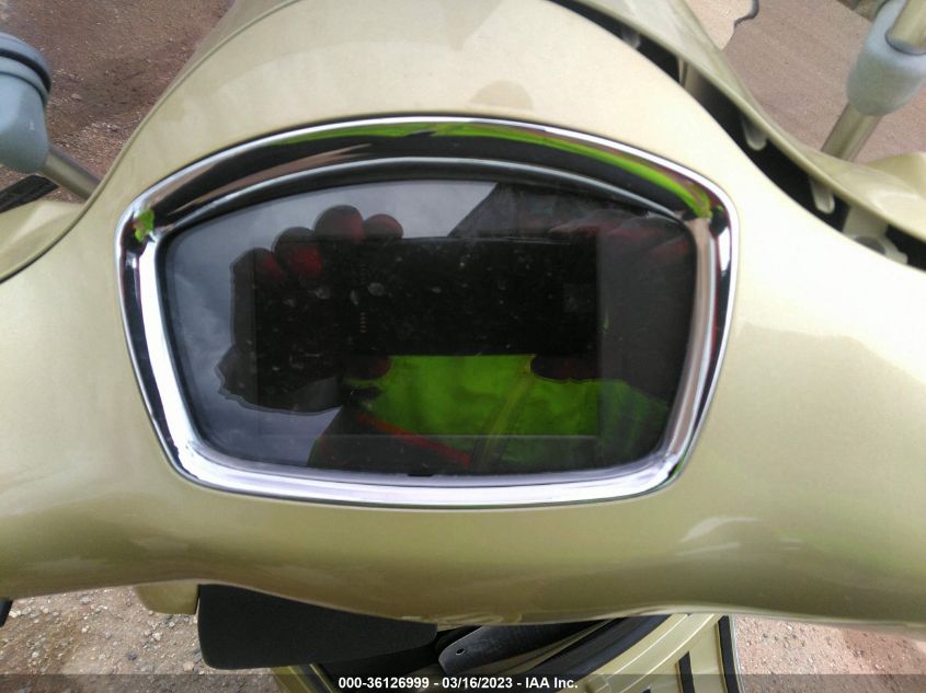 2021 VESPA GTS 300 SUPER - ZAPMA39M9M5202641