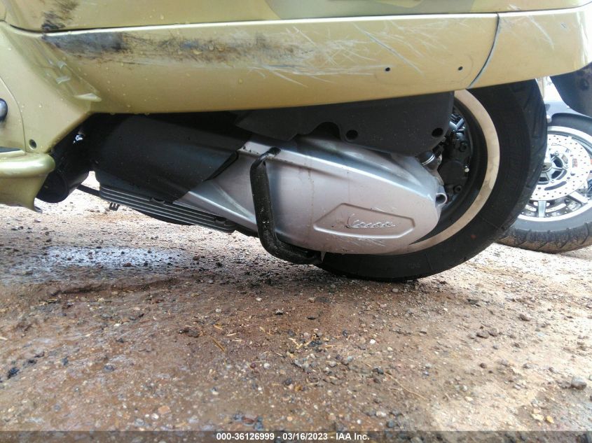 2021 VESPA GTS 300 SUPER - ZAPMA39M9M5202641