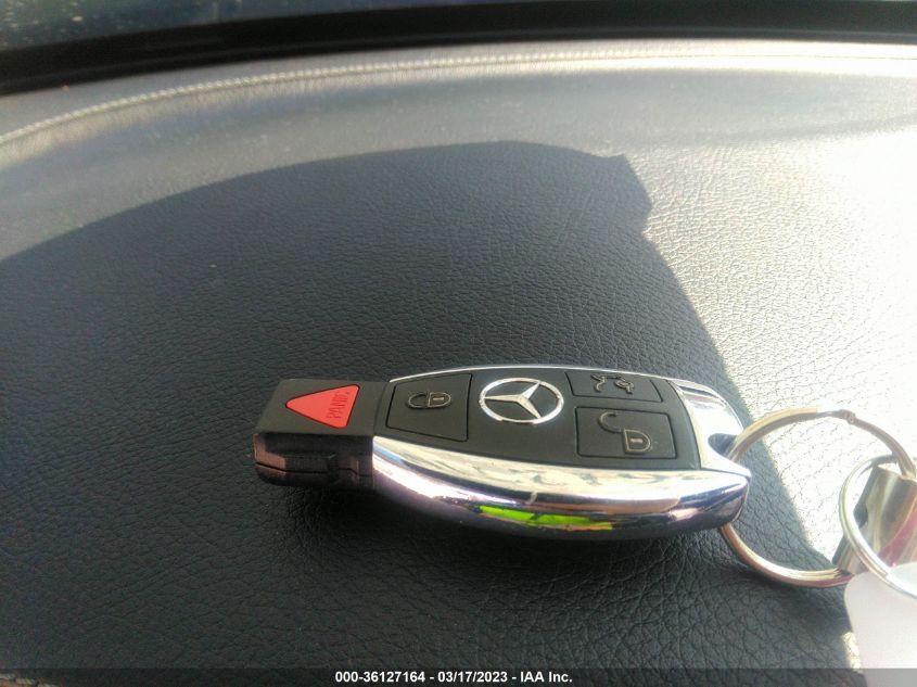 2016 MERCEDES-BENZ C-CLASS C 300 - 55SWF4JB4GU147187